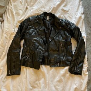 Black faux vegan leather moto jacket small